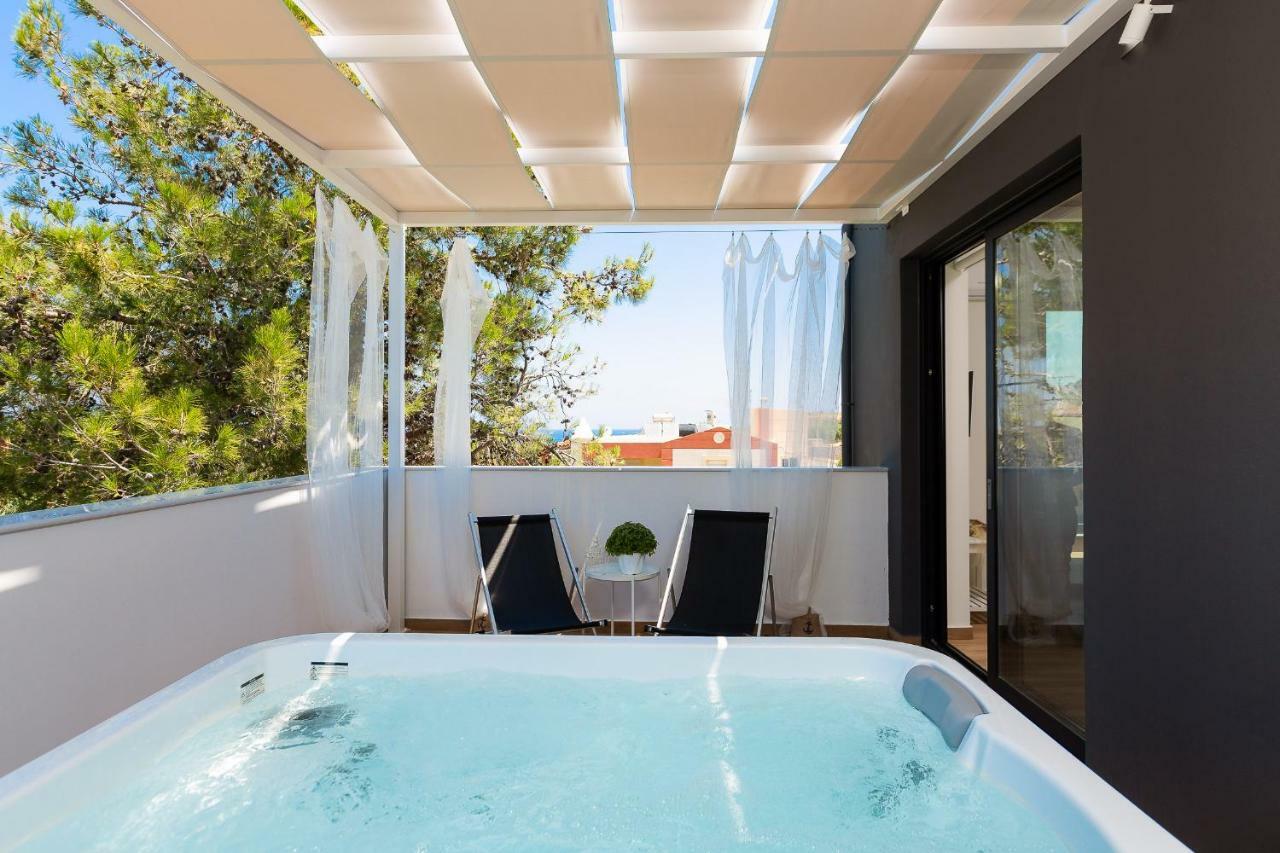 Nisos Villa, Pool & Heated Spawhirlpool, Walking To Beach, By Thinkvilla Sfáka Exteriér fotografie